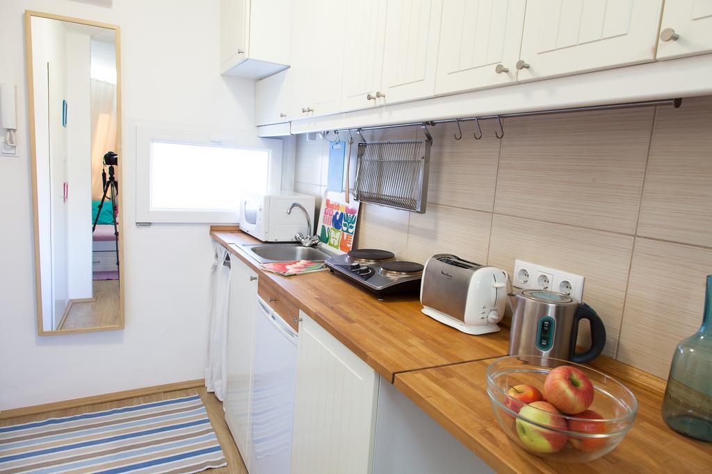 Self Check-In Eco Studio In The Heart Of Buda Будапеща Екстериор снимка
